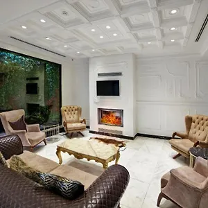 4* Otel White Monarch